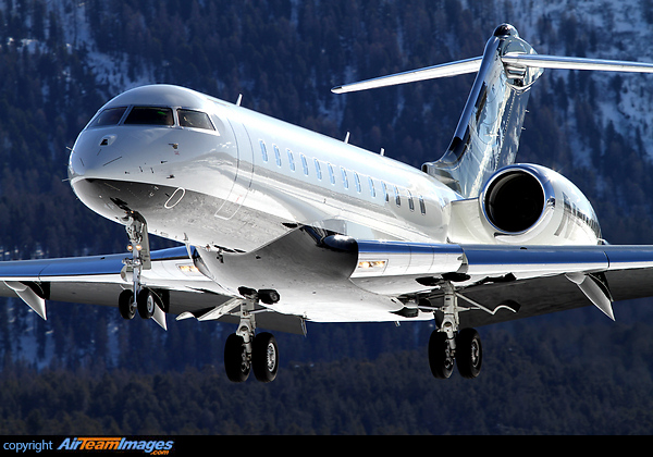 Bombardier Global Express-XRS (VP-CNY) Aircraft Pictures & Photos ...