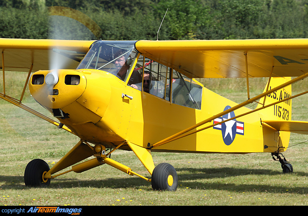 Piper PA-18-95 Super Cub (G-AYPM) Aircraft Pictures & Photos ...