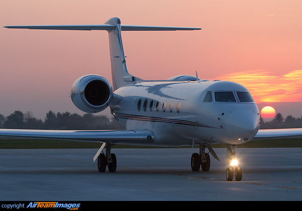 Gulfstream G550 (CS-DKJ) Aircraft Pictures & Photos - AirTeamImages.com