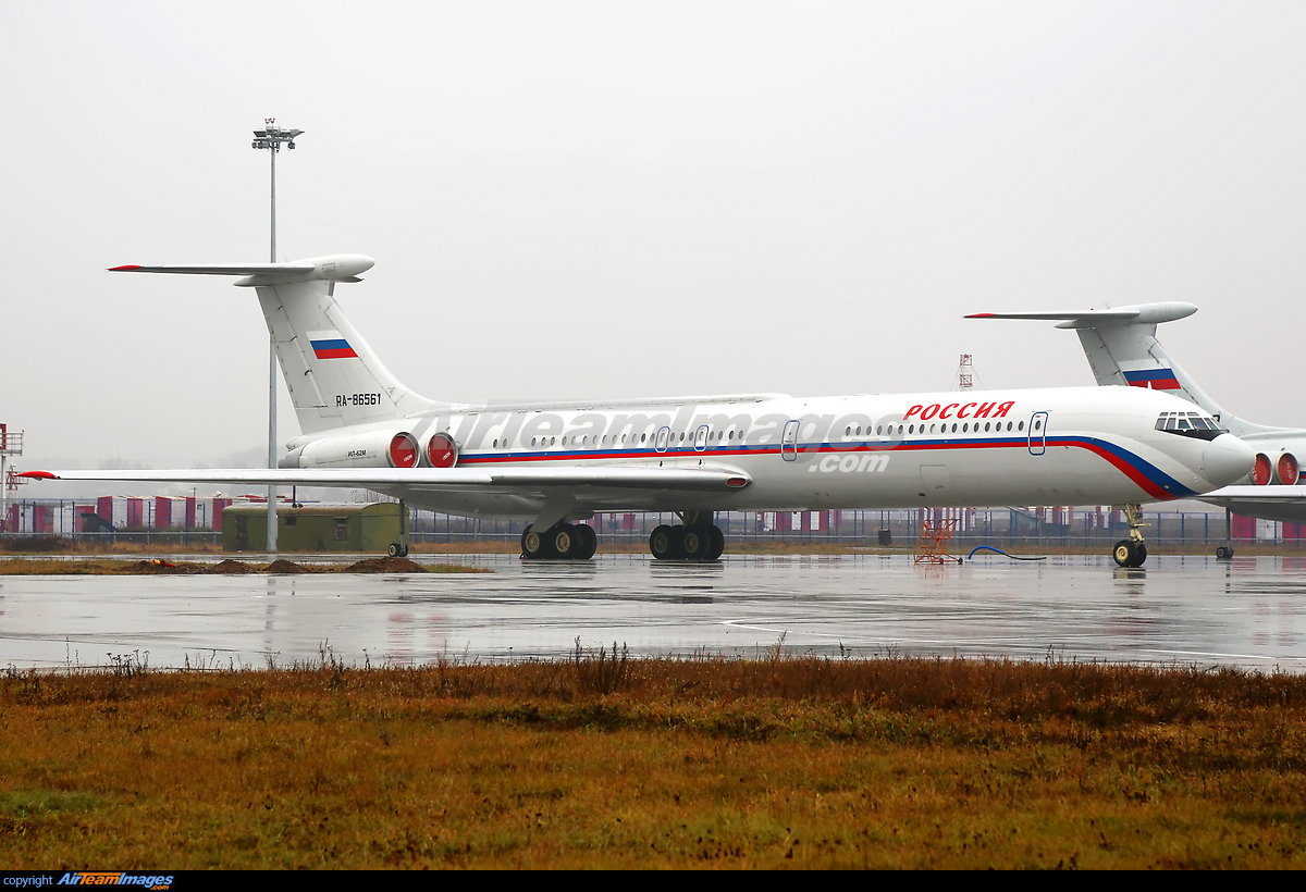 Ilyushin Il-62M - Large Preview - AirTeamImages.com