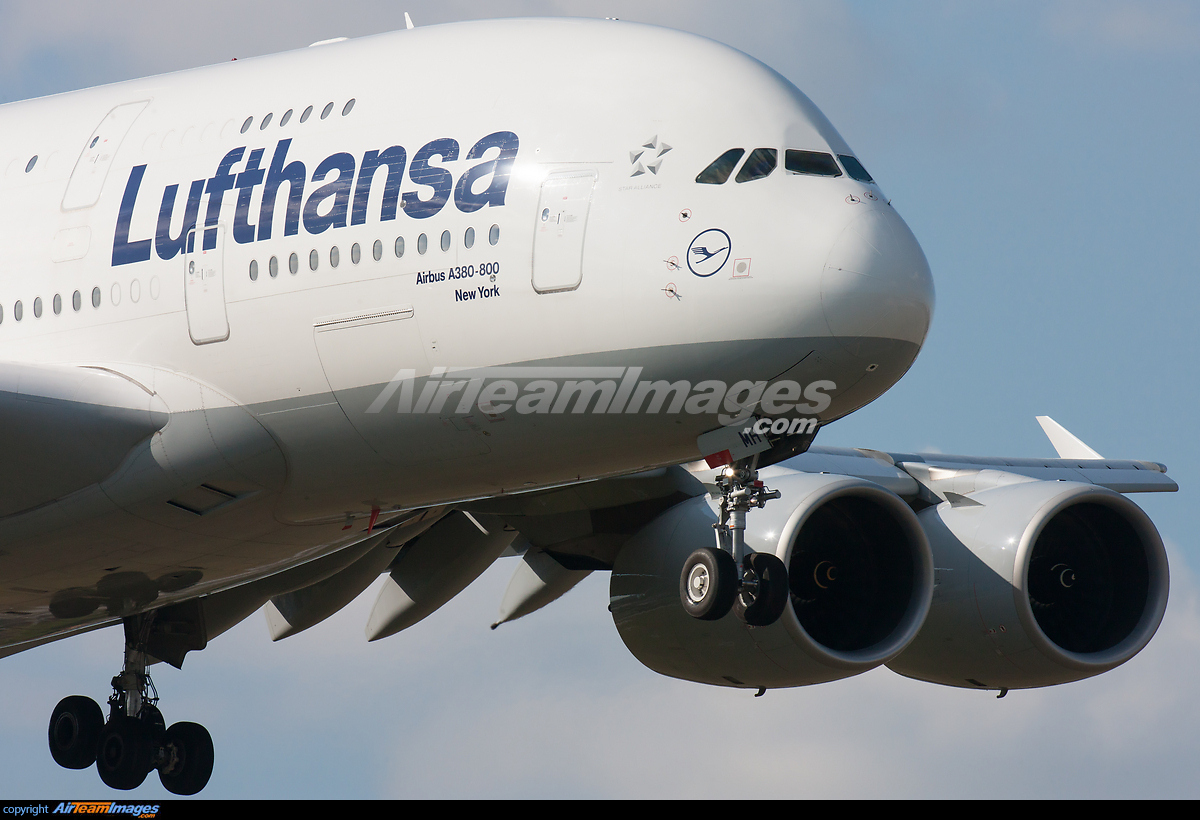 Airbus A380-841 - Large Preview - AirTeamImages.com