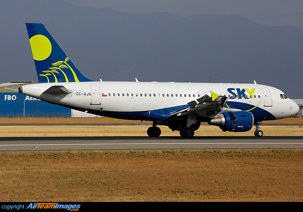 Airbus A319-112 (CC-AJG) Aircraft Pictures & Photos - AirTeamImages.com