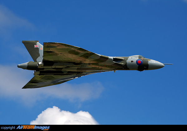 Avro 698 Vulcan B2 (G-VLCN) Aircraft Pictures & Photos - AirTeamImages.com