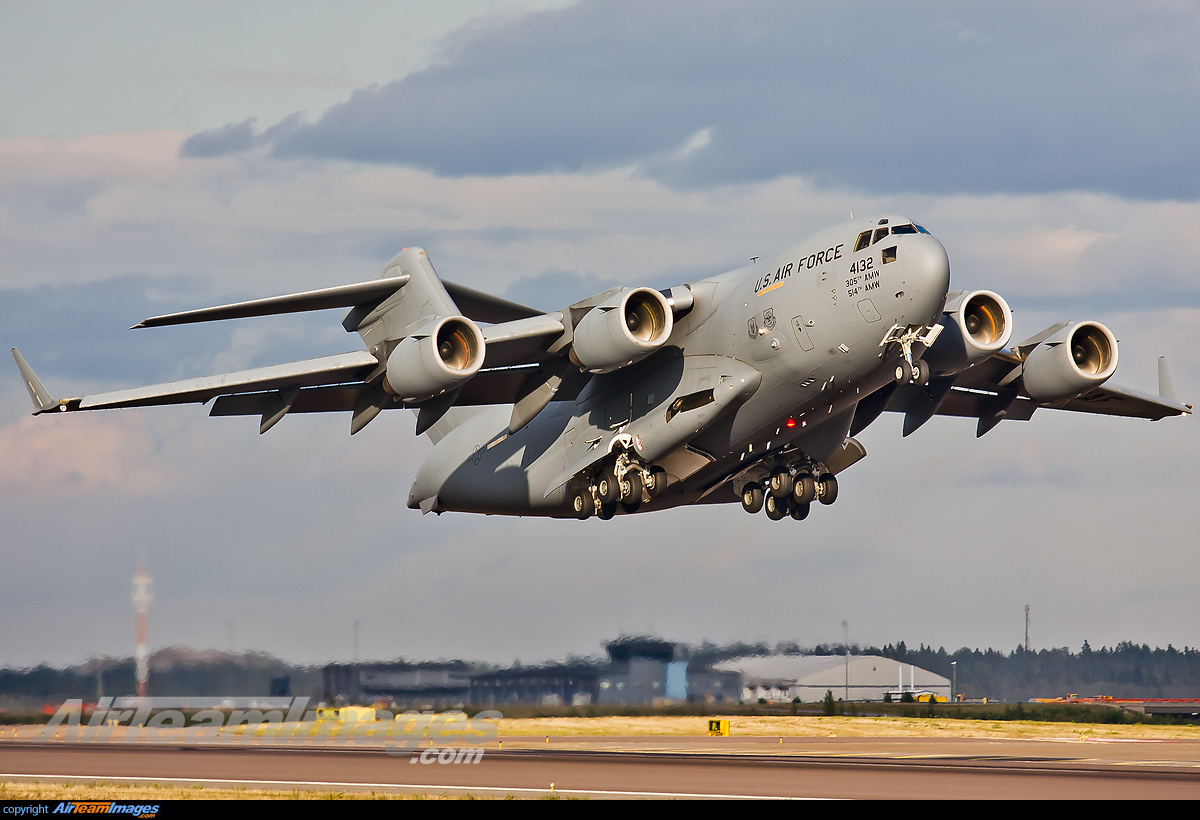 Boeing C-17A Globemaster III - Large Preview - AirTeamImages.com