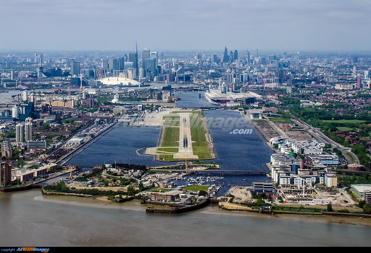 london-city-airport-large-preview-airteamimages