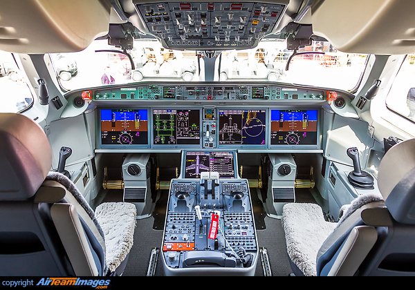 Bombardier CS100 (C-GWXZ) Aircraft Pictures & Photos - AirTeamImages.com