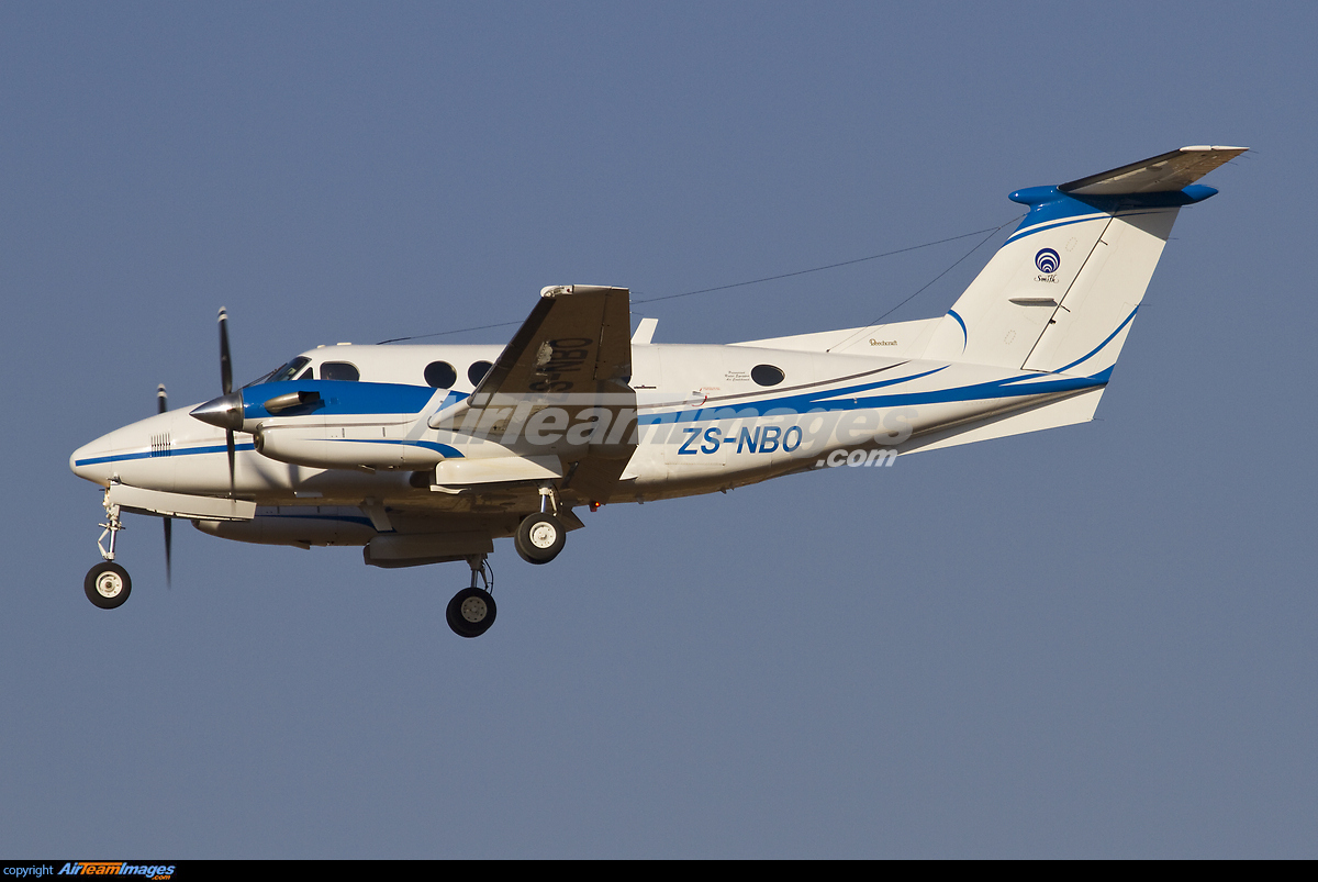 Beechcraft Super King Air 200 - Large Preview - AirTeamImages.com