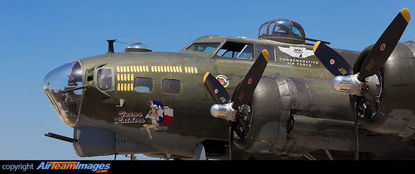 Boeing B-17G Flying Fortress (N7227C) Aircraft Pictures & Photos ...