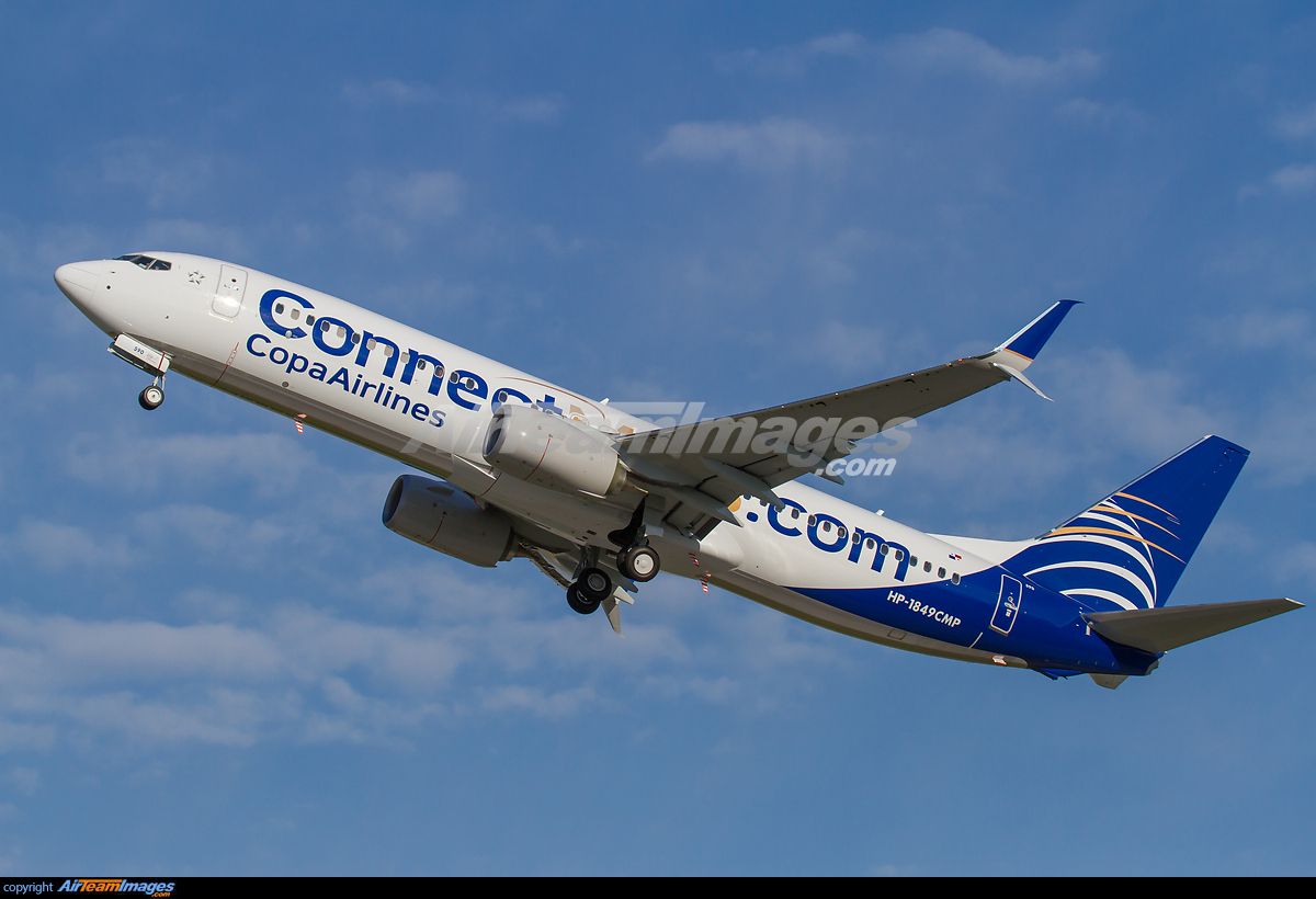 Boeing 737 8v3 Hp 1849cmp Aircraft Pictures Photos Airteamimages Com