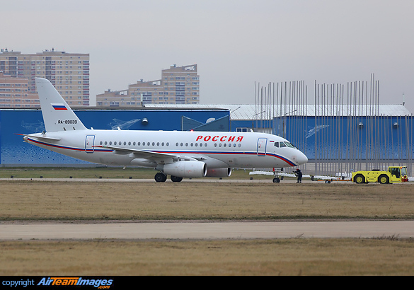 Sukhoi SuperJet 100-95LR (RA-89039) Aircraft Pictures & Photos ...