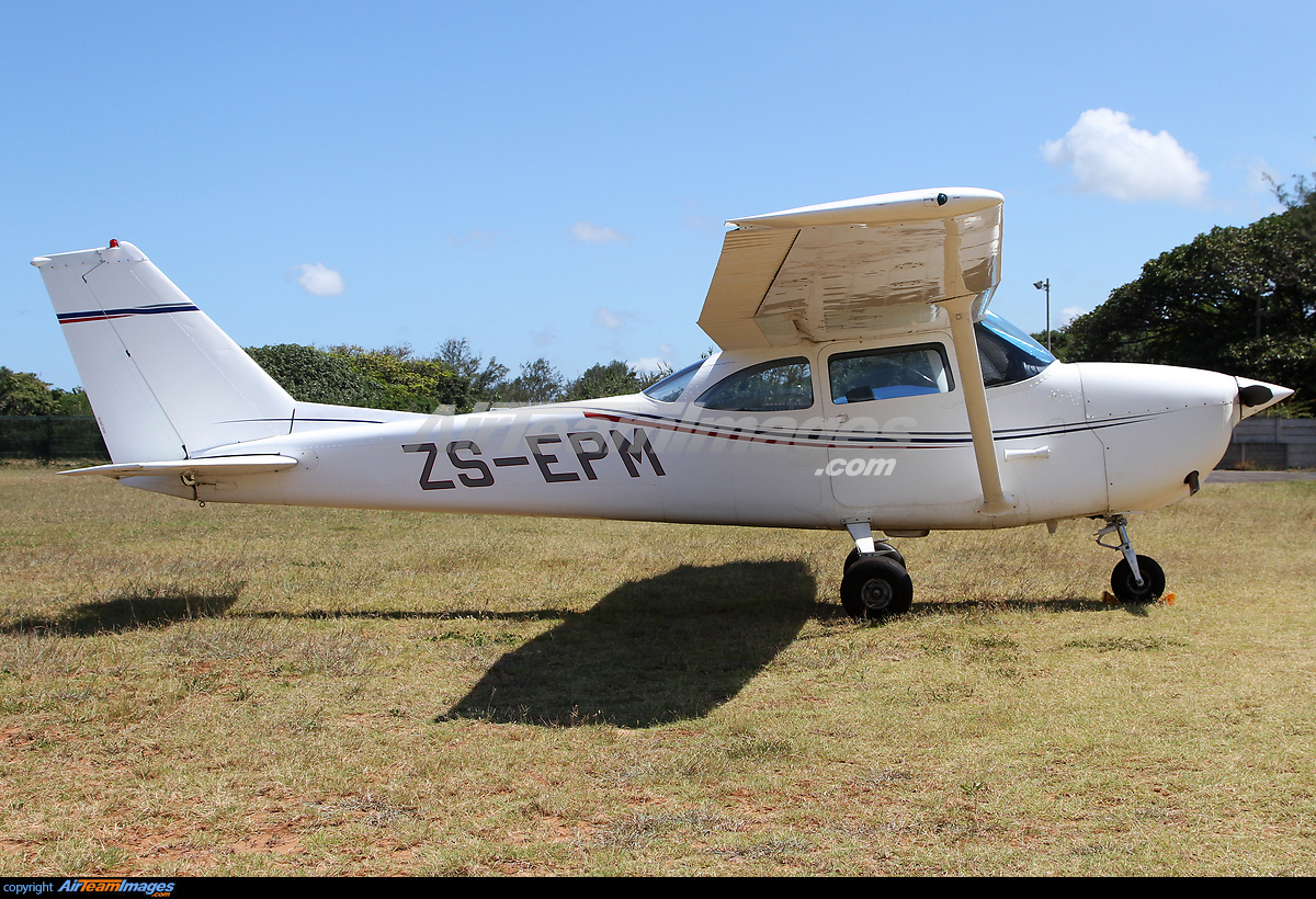 Cessna 172H Skyhawk - Large Preview - AirTeamImages.com