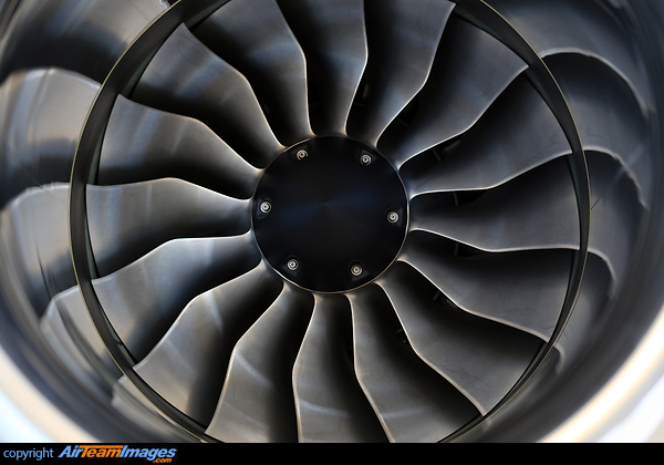 GE Honda HF120 Engine (N420AZ) Aircraft Pictures & Photos ...