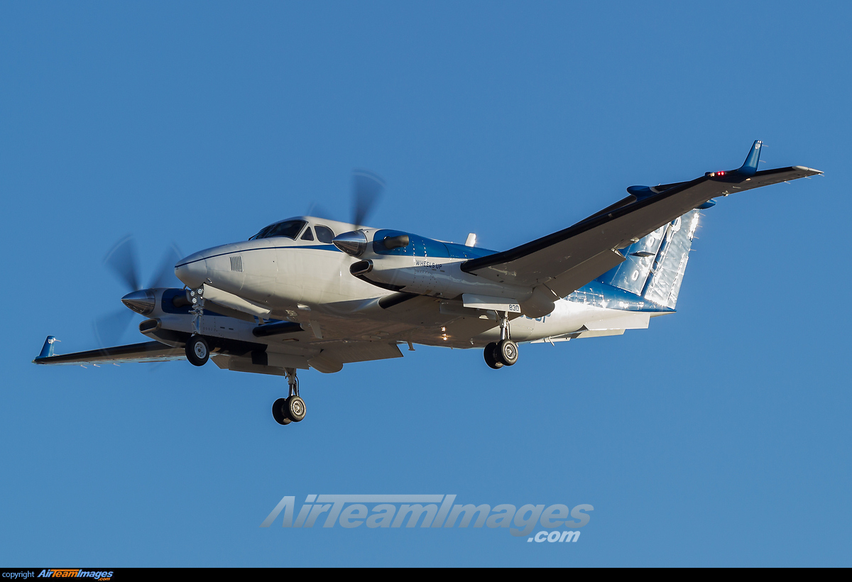 Beechcraft 350 Super King Air Large Preview AirTeamImages Com