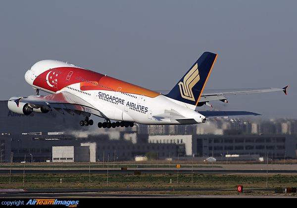 Airbus A380-841 (9V-SKJ) Aircraft Pictures & Photos - AirTeamImages.com