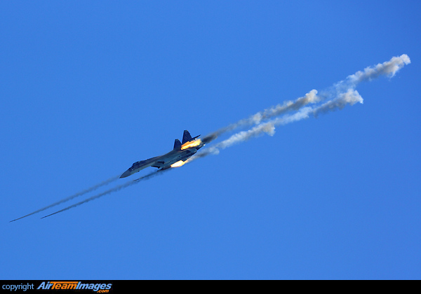 Sukhoi Su-35S (RF-95245) Aircraft Pictures & Photos - AirTeamImages.com