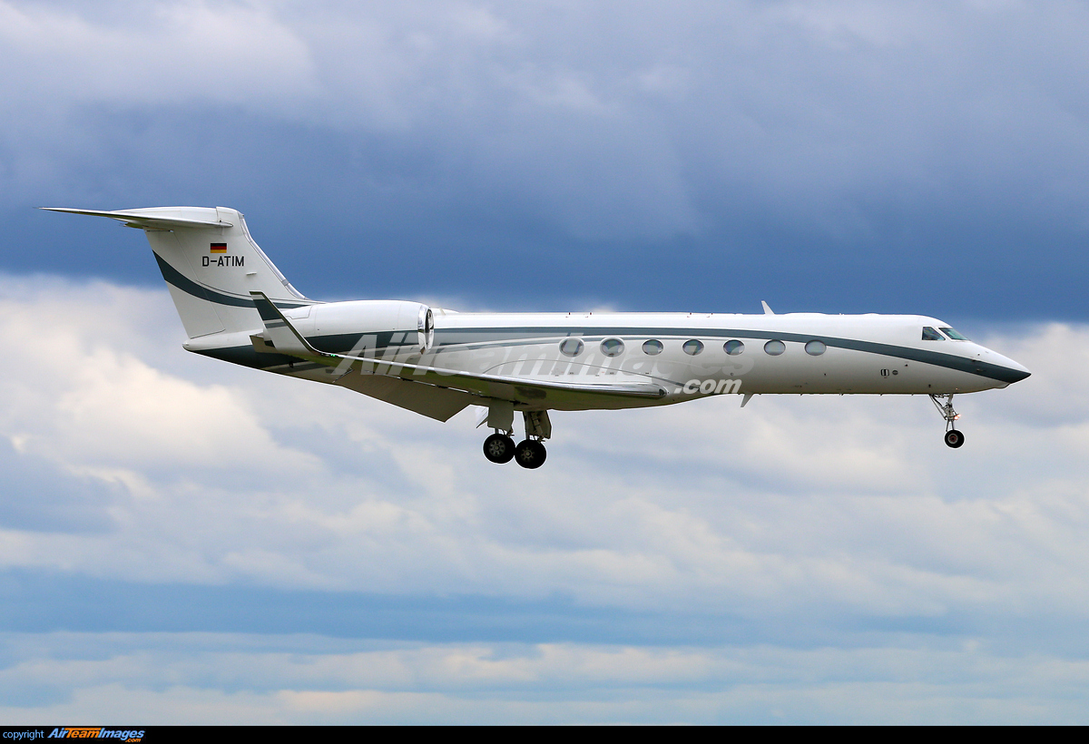 Gulfstream G550 - Large Preview - AirTeamImages.com