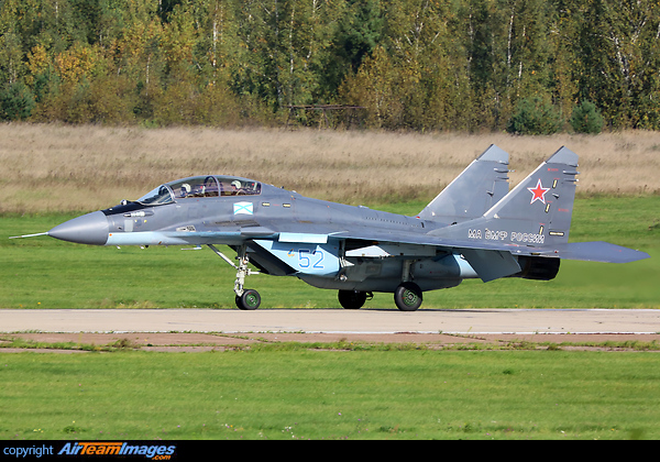 Mikoyan Gurevich MiG-29KUB (52 BLUE) Aircraft Pictures & Photos ...