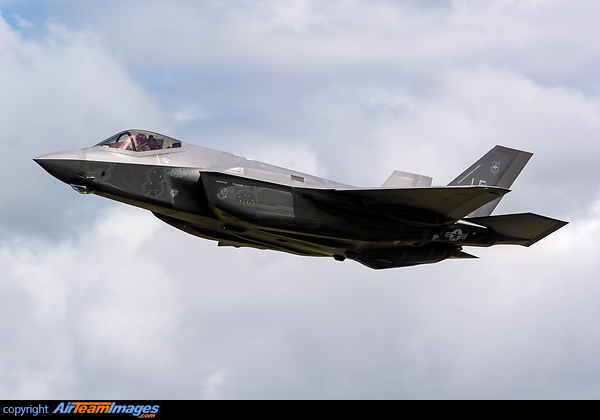 F-35A Lightning II (12-5052) Aircraft Pictures & Photos - AirTeamImages.com