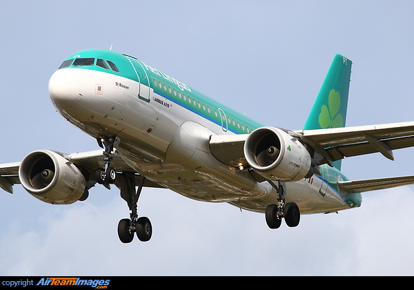 Airbus A319-111 (EI-EPT) Aircraft Pictures & Photos - AirTeamImages.com