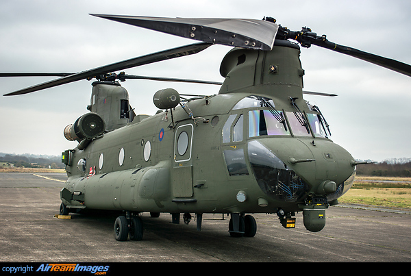 Boeing Chinook HC6 (ZK558) Aircraft Pictures & Photos - AirTeamImages.com