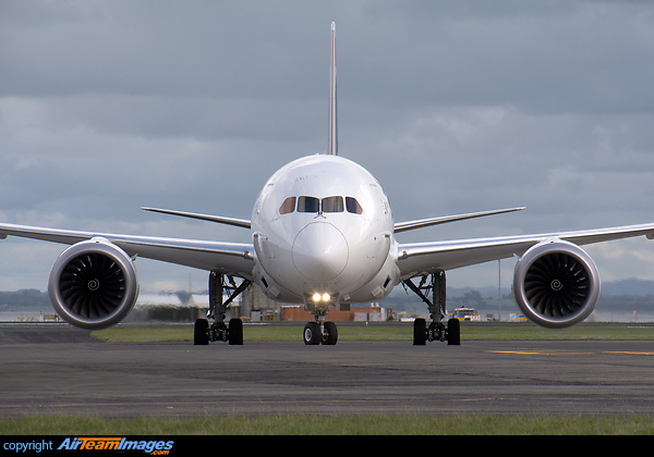 Boeing 787-9 Dreamliner (CC-BGM) Aircraft Pictures & Photos ...