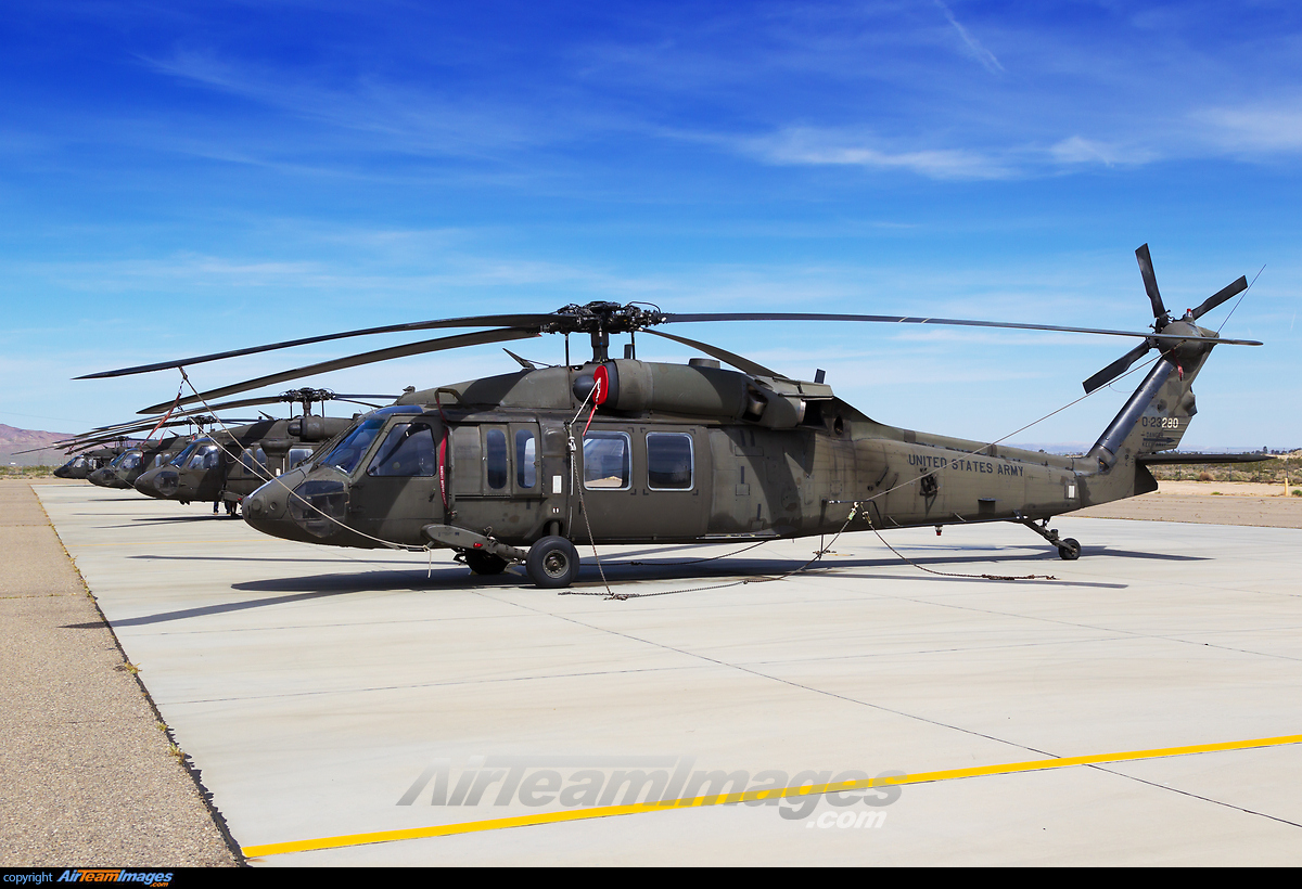 Sikorsky UH-60 Black Hawk - Large Preview - AirTeamImages.com