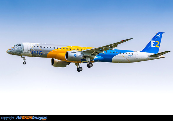 Embraer 195 фото