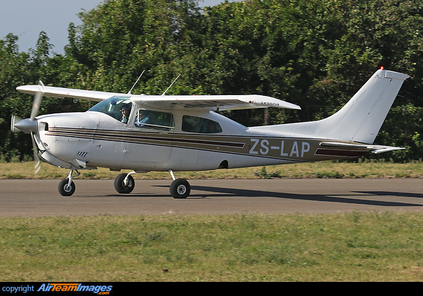 Cessna 210N (ZS-LAP) Aircraft Pictures & Photos - AirTeamImages.com