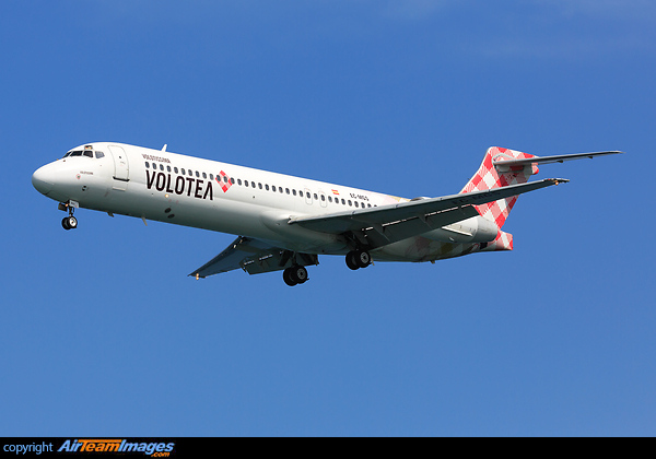 Boeing 717-2CM (EC-MGS) Aircraft Pictures & Photos - AirTeamImages.com