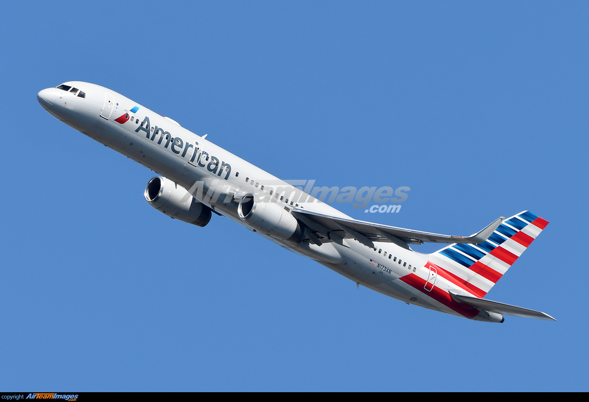 Boeing 757-223 - Large Preview - AirTeamImages.com