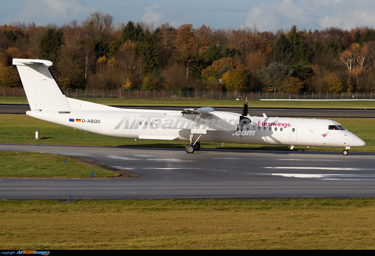 Bombardier Dash 8-402Q - Large Preview - AirTeamImages.com