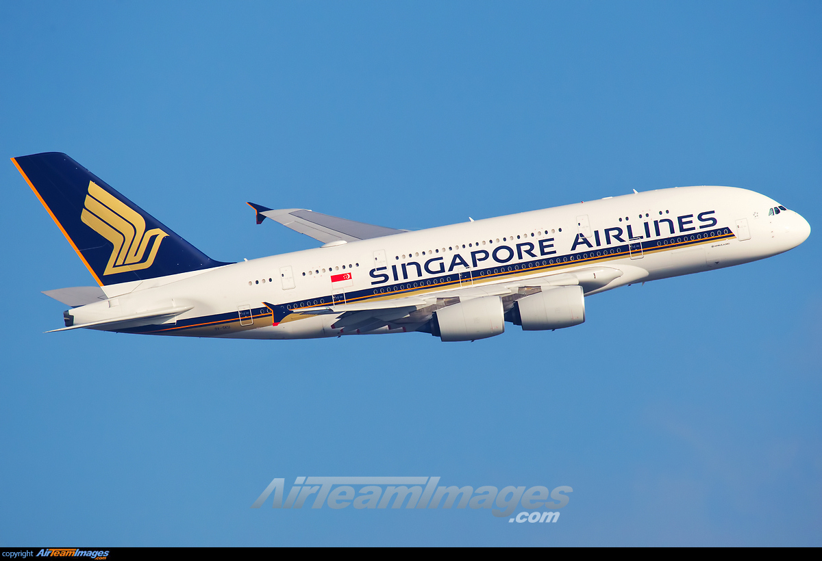 Airbus A380-841 - Large Preview - AirTeamImages.com