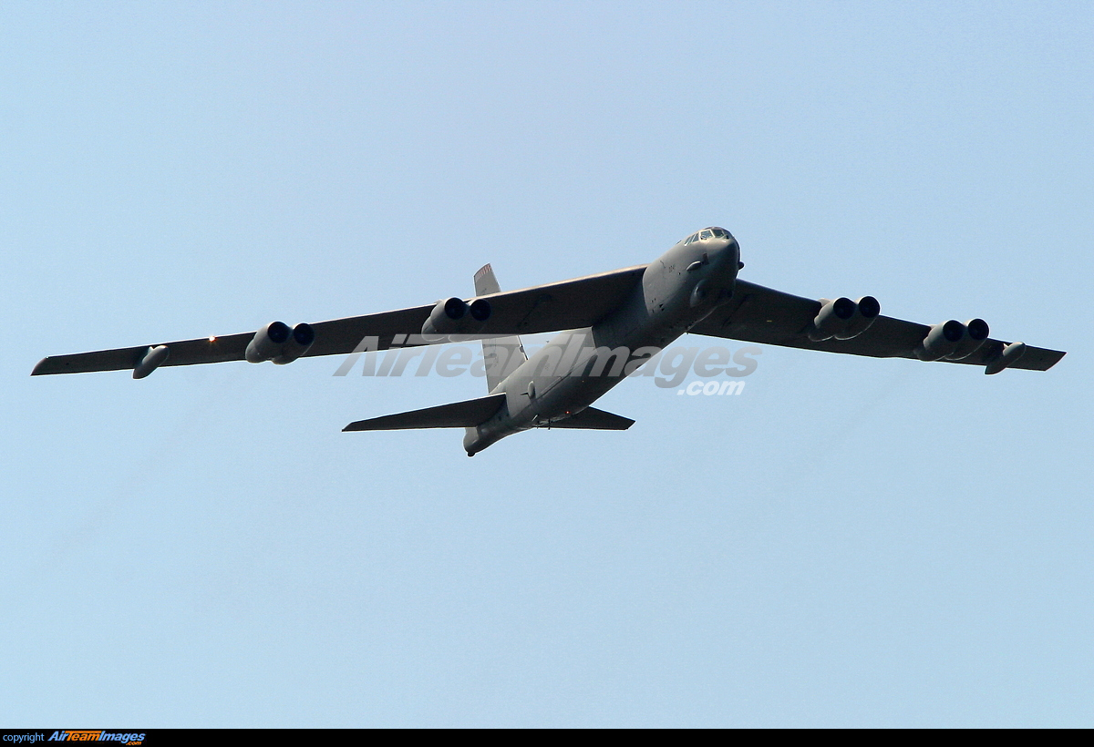 Boeing B-52H-BW Stratofortress - Large Preview - AirTeamImages.com