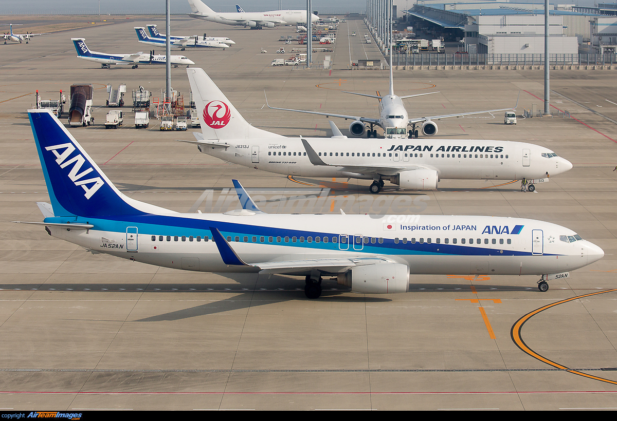 Boeing 737-881 - Large Preview - AirTeamImages.com