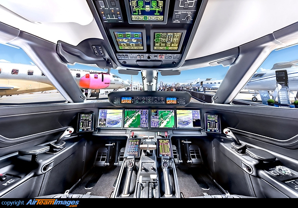 Gulfstream G500 Cockpit