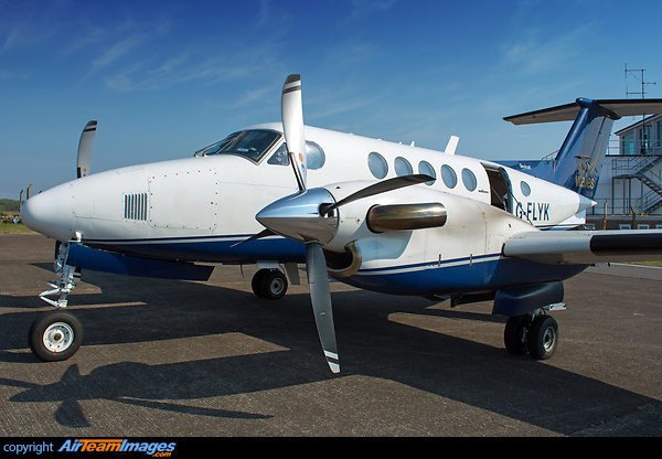 Beechcraft 200 Super King Air (G-FLYK) Aircraft Pictures & Photos ...