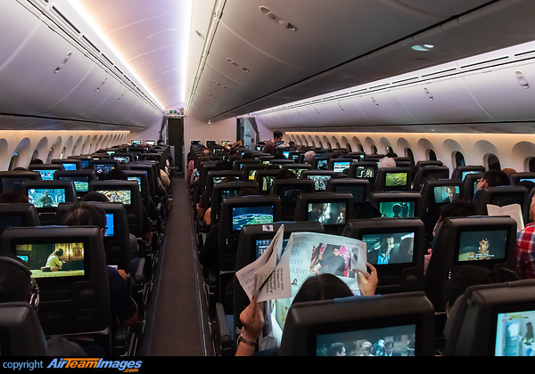 Boeing 787 10 Dreamliner 9v Scf Aircraft Pictures Photos