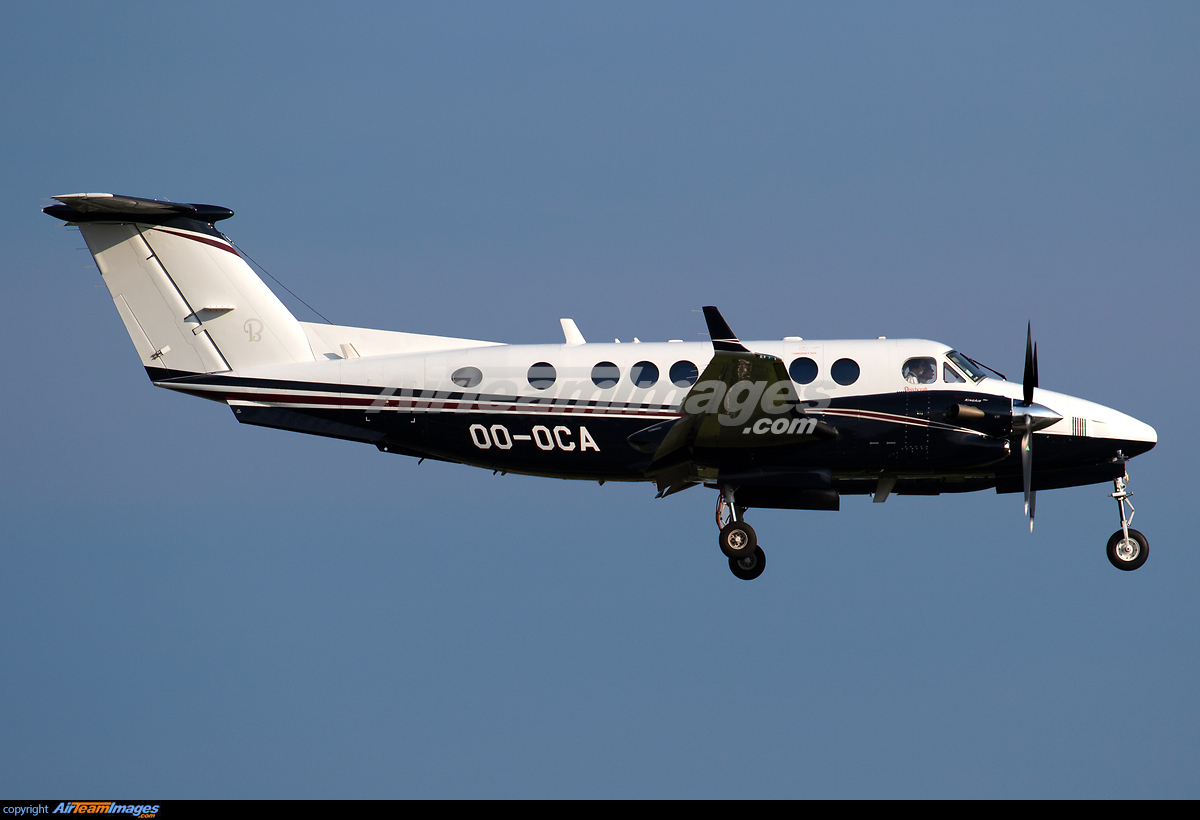 Beechcraft King Air 350 - Large Preview - AirTeamImages.com