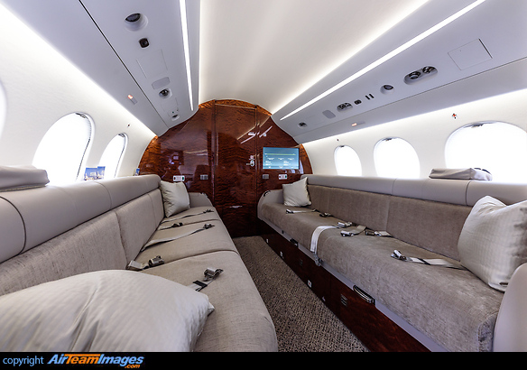 Dassault Falcon 7x Tc Sza Aircraft Pictures Photos