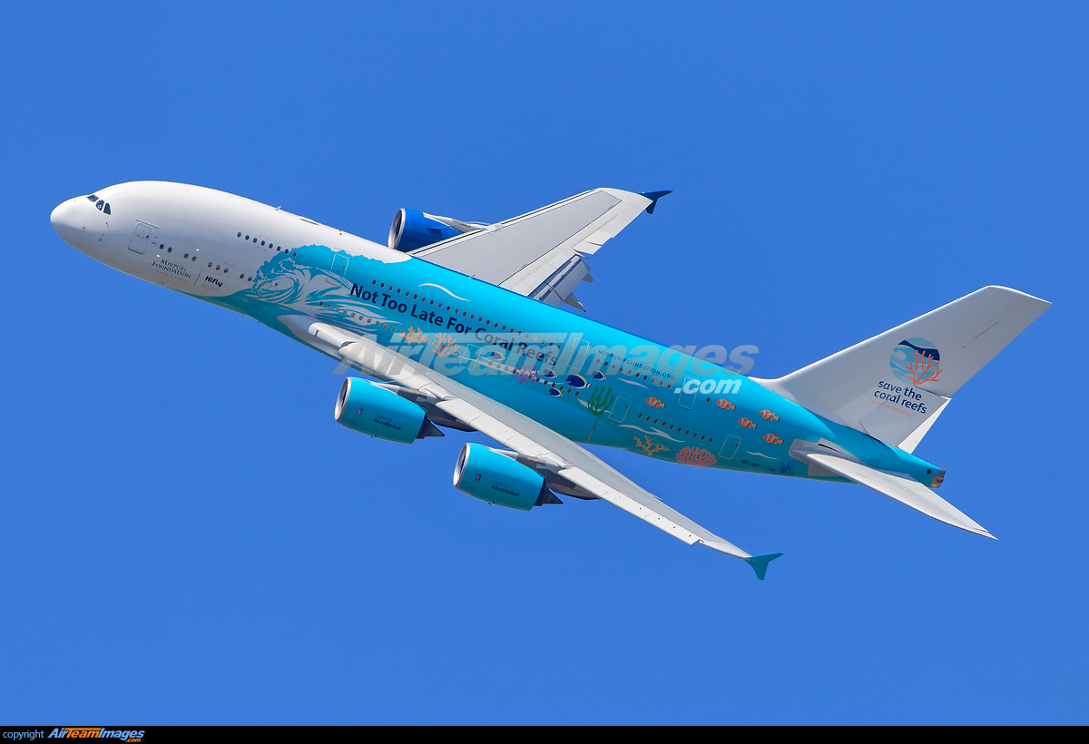 Airbus A380-841 - Large Preview - AirTeamImages.com