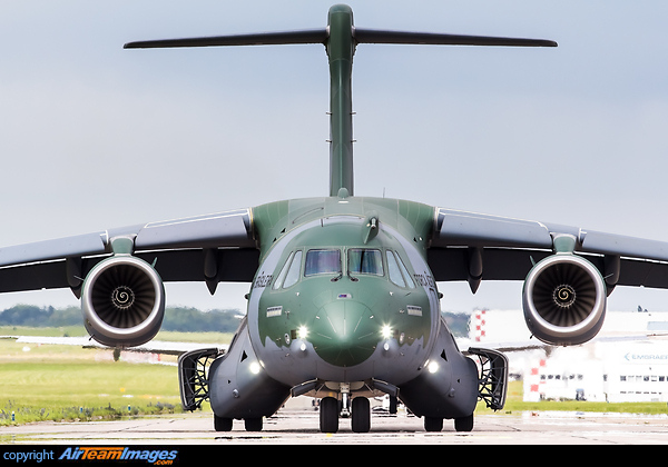 Embraer KC-390 (PT-ZNX) Aircraft Pictures & Photos - AirTeamImages.com