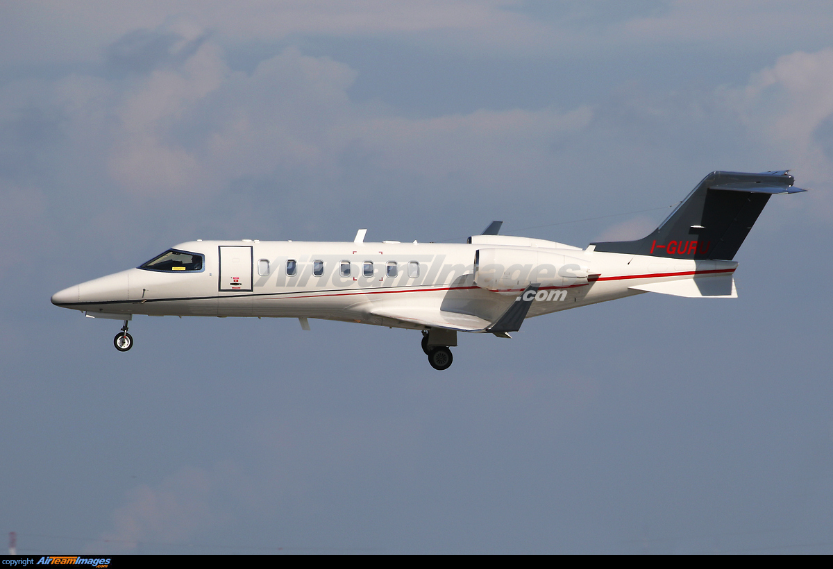 Bombardier Learjet 40 - Large Preview - AirTeamImages.com