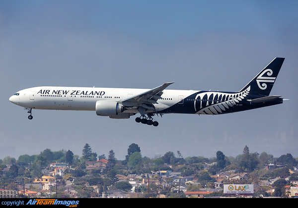 Boeing 777-319/ER (ZK-OKR) Aircraft Pictures & Photos - AirTeamImages.com