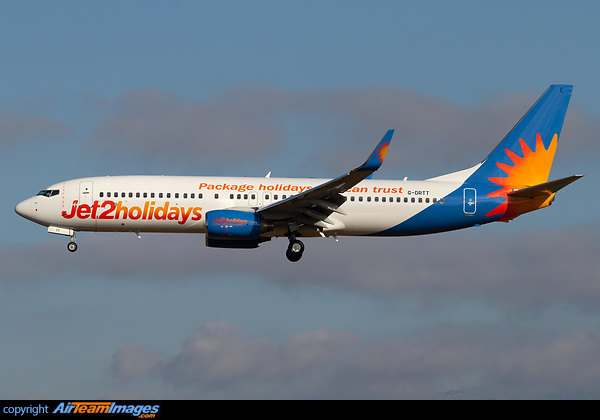 Boeing 737-8Q8 (G-DRTT) Aircraft Pictures & Photos - AirTeamImages.com