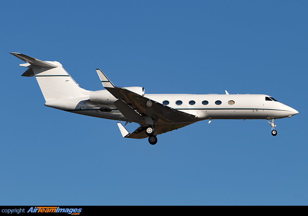 Gulfstream G450 (N844CB) Aircraft Pictures & Photos - AirTeamImages.com