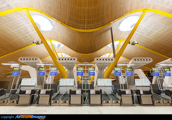madrid barajas airport to city center