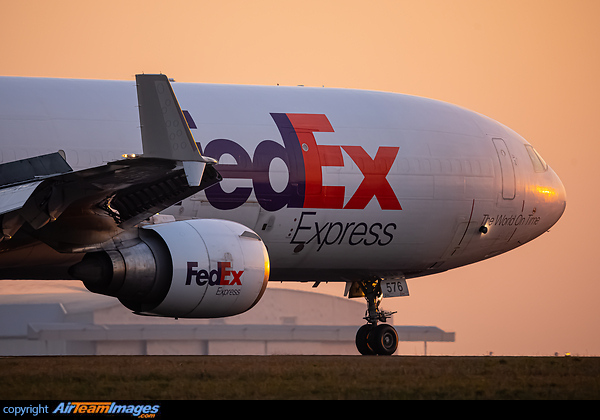 McDonnell Douglas MD-11F (N576FE) Aircraft Pictures & Photos ...