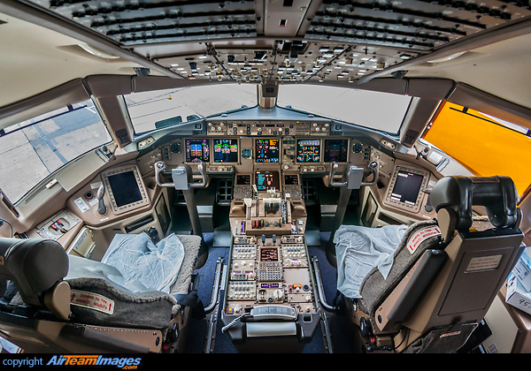 Boeing 777-312 (EI-UNL) Aircraft Pictures & Photos - AirTeamImages.com