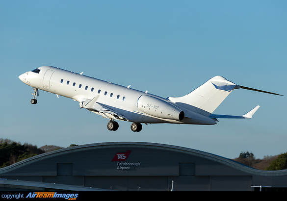 Download Bombardier Global 5000 Oy Viz Aircraft Pictures Photos Airteamimages Com Yellowimages Mockups