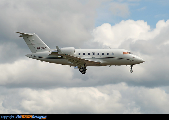 Bombardier Challenger 605 (N605LT) Aircraft Pictures & Photos ...